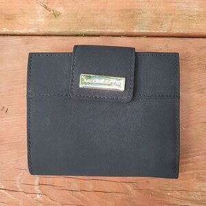 Liz Claiborne Black Vintage Bi-Fold Wallet Simple Design Classic